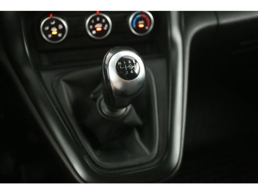 Mercedes-Benz Citan 110 CDI | 3 Zits | Airco | Cruise | Carplay | Parkeersens. | LED ActivLease financial lease