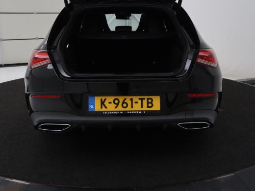 Mercedes-Benz CLA Shooting Brake 180 Business Solution AMG | Panoramadak | Stoelverwarming | Memory | Sfeerverlicht... ActivLease financial lease