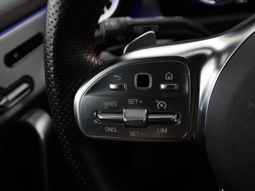 Mercedes-Benz CLA Shooting Brake 180 Business Solution AMG | Panoramadak | Stoelverwarming | Memory | Sfeerverlicht... ActivLease financial lease