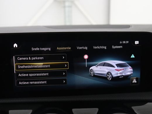 Mercedes-Benz CLA Shooting Brake 180 Business Solution AMG | Panoramadak | Stoelverwarming | Memory | Sfeerverlicht... ActivLease financial lease