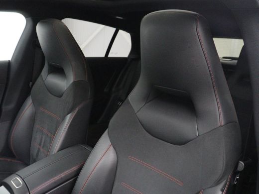 Mercedes-Benz CLA Shooting Brake 180 Business Solution AMG | Panoramadak | Stoelverwarming | Memory | Sfeerverlicht... ActivLease financial lease