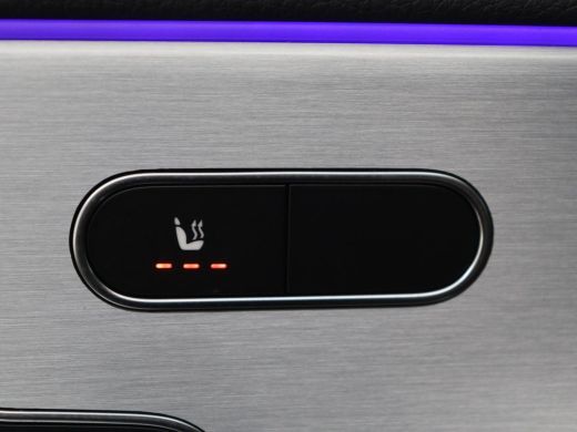 Mercedes-Benz CLA Shooting Brake 180 Business Solution AMG | Panoramadak | Stoelverwarming | Memory | Sfeerverlicht... ActivLease financial lease