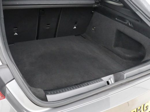 Mercedes-Benz CLA Shooting Brake 180 Business Solution AMG | Sfeerverlichting Stoelverwarming | Memory | Matrix LED... ActivLease financial lease