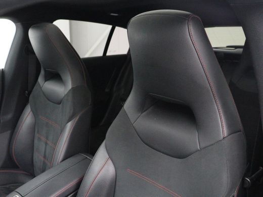 Mercedes-Benz CLA Shooting Brake 180 Business Solution AMG | Sfeerverlichting Stoelverwarming | Memory | Matrix LED... ActivLease financial lease