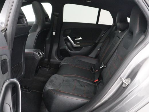 Mercedes-Benz CLA Shooting Brake 180 Business Solution AMG | Sfeerverlichting Stoelverwarming | Memory | Matrix LED... ActivLease financial lease