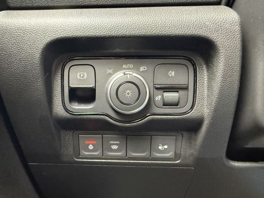 Mercedes-Benz eCitan 112 Pro 51 kWh L2 284 WLTP 98,3% (SOH) Trekhaak 75kW Snelladen MBUX Apple Carplay Cruise Control ... ActivLease financial lease