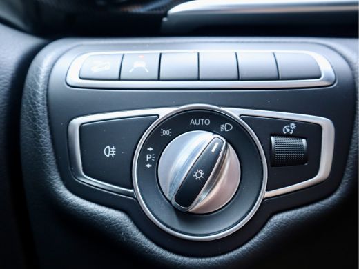 Mercedes-Benz V-Klasse 250 LANG LUXE DUBBELE CABINE 4-MATIC ActivLease financial lease