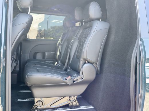 Mercedes-Benz V-Klasse 250 LANG LUXE DUBBELE CABINE 4-MATIC ActivLease financial lease