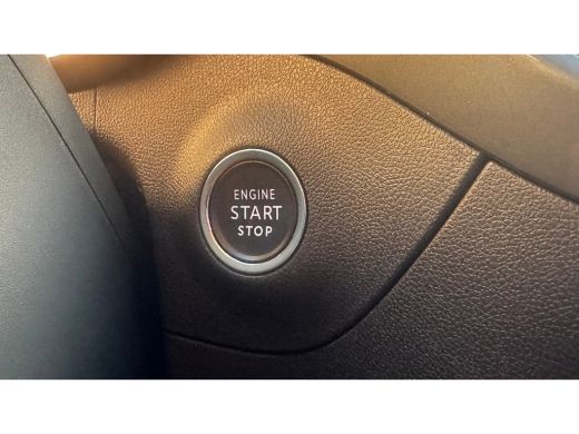 Opel Crossland 1.2 TURBO 130PK ULTIMATE / NAVI / LEDER / CLIMA / FULL-LED / PDC / AGR / CAMERA / 17" LMV / WINTE... ActivLease financial lease