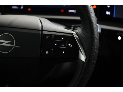 Opel Grandland 1.2 Turbo Hybrid GS / Navigatie / 360 Camera / Heads-up display / Elektr. kofferklep / Panorama /... ActivLease financial lease