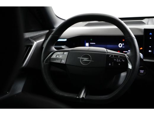 Opel Grandland 1.2 Turbo Hybrid GS / Navigatie / 360 Camera / Heads-up display / Elektr. kofferklep / Panorama /... ActivLease financial lease