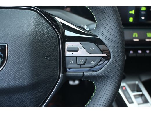 Peugeot 408 1.2 GT Hybrid 145 Demo-Deal! | Afn. Trekhaak | Schuif-/Kanteldak | Navigatie | Achteruitrijcamera... ActivLease financial lease