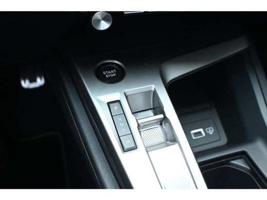 Peugeot 408 1.2 GT Hybrid 145 Demo-Deal! | Afn. Trekhaak | Schuif-/Kanteldak | Navigatie | Achteruitrijcamera... ActivLease financial lease