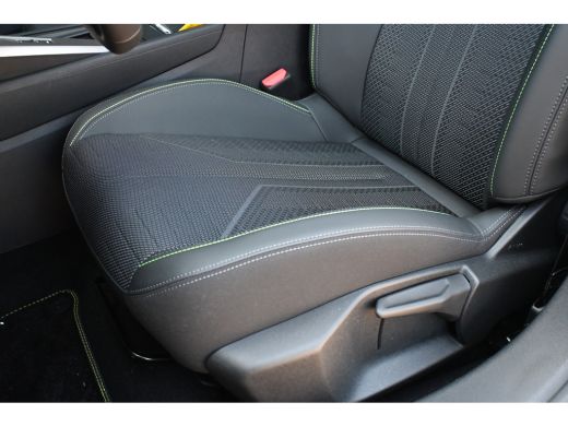 Peugeot 408 1.2 GT Hybrid 145 Demo-Deal! | Afn. Trekhaak | Schuif-/Kanteldak | Navigatie | Achteruitrijcamera... ActivLease financial lease
