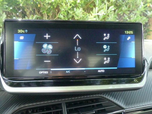 Peugeot e-208 EV GT Pack 50 kWh | SOH 89% | ADAPTIVE CRUISE | DODEHOEKDETECTIE | CAMERA | PARKEERSENSOREN V+A |... ActivLease financial lease