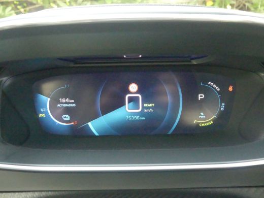 Peugeot e-208 EV GT Pack 50 kWh | SOH 89% | ADAPTIVE CRUISE | DODEHOEKDETECTIE | CAMERA | PARKEERSENSOREN V+A |... ActivLease financial lease