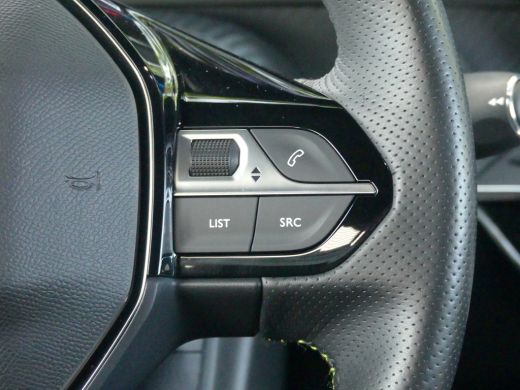 Peugeot e-208 EV GT Pack 50 kWh | SOH 89% | ADAPTIVE CRUISE | DODEHOEKDETECTIE | CAMERA | PARKEERSENSOREN V+A |... ActivLease financial lease