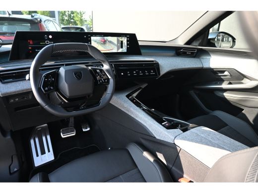 Peugeot e-3008 GT Long Range 230 97 kWh DEMO-DEAL! Direct Leverbaar! | Navigatie | Achteruitrijcamera | Climate ... ActivLease financial lease