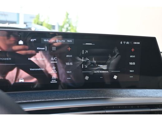 Peugeot e-3008 GT Long Range 230 97 kWh DEMO-DEAL! Direct Leverbaar! | Navigatie | Achteruitrijcamera | Climate ... ActivLease financial lease