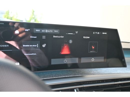 Peugeot e-3008 GT Long Range 230 97 kWh DEMO-DEAL! Direct Leverbaar! | Navigatie | Achteruitrijcamera | Climate ... ActivLease financial lease