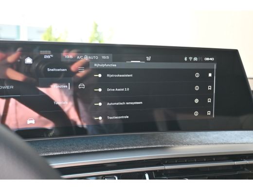 Peugeot e-3008 GT Long Range 230 97 kWh DEMO-DEAL! Direct Leverbaar! | Navigatie | Achteruitrijcamera | Climate ... ActivLease financial lease