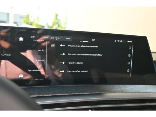 Peugeot e-3008 GT Long Range 230 97 kWh DEMO-DEAL! Direct Leverbaar! | Navigatie | Achteruitrijcamera | Climate ... ActivLease financial lease
