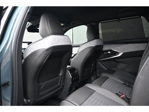 Peugeot e-5008 GT Long Range 97 kWh 7p Demo-Deal! | Navigatie | 360 Camera | Elektr. Achterklep | Draadloos Appl... ActivLease financial lease