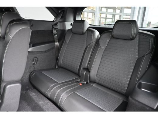 Peugeot e-5008 GT Long Range 97 kWh 7p Demo-Deal! | Navigatie | 360 Camera | Elektr. Achterklep | Draadloos Appl... ActivLease financial lease