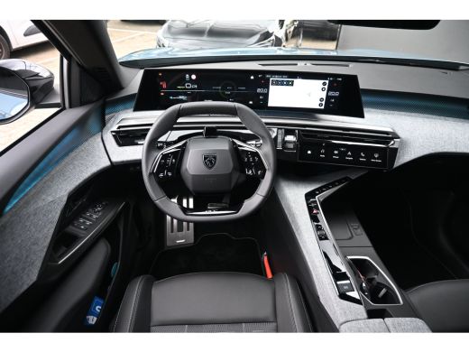 Peugeot e-5008 GT Long Range 97 kWh 7p Demo-Deal! | Navigatie | 360 Camera | Elektr. Achterklep | Draadloos Appl... ActivLease financial lease