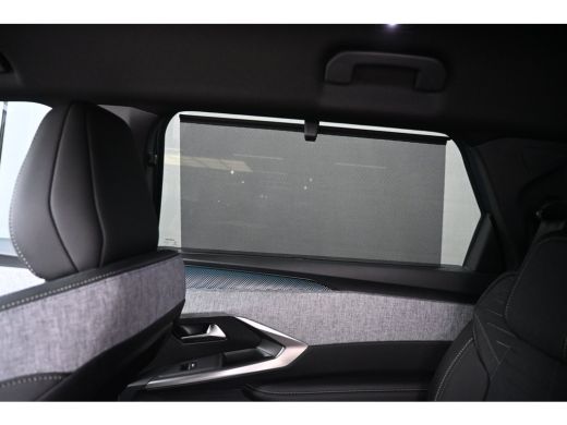 Peugeot e-5008 GT Long Range 97 kWh 7p Demo-Deal! | Navigatie | 360 Camera | Elektr. Achterklep | Draadloos Appl... ActivLease financial lease