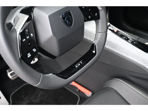 Peugeot e-5008 GT Long Range 97 kWh 7p Demo-Deal! | Navigatie | 360 Camera | Elektr. Achterklep | Draadloos Appl... ActivLease financial lease