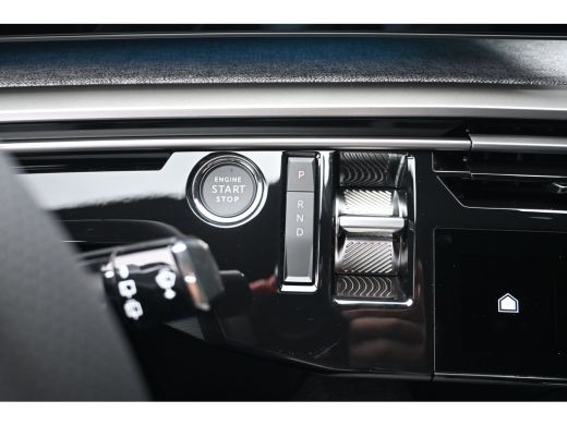 Peugeot e-5008 GT Long Range 97 kWh 7p Demo-Deal! | Navigatie | 360 Camera | Elektr. Achterklep | Draadloos Appl... ActivLease financial lease