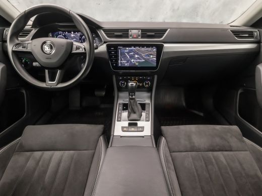Skoda Superb Combi 1.4 TSI iV Sport 218Pk Automaat (VIRTUAL COCKPIT, APPLE CARPLAY, GROOT NAVI, MEMORY SEAT, L... ActivLease financial lease