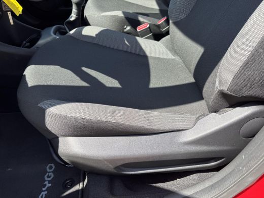 Toyota Aygo 1.0 VVT-i x-fun | Airco | Radio | Bluetooth | ActivLease financial lease