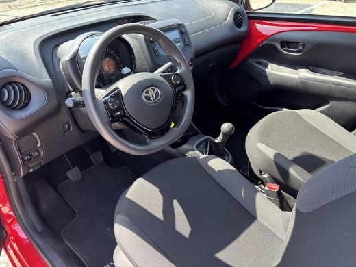 Toyota Aygo 1.0 VVT-i x-fun | Airco | Radio | Bluetooth | ActivLease financial lease