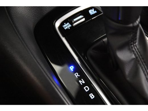 Toyota Corolla Touring Sports 1.8 Hybrid Dynamic *1ste Eigenaar*Navigatie*Stoelverwarming* ActivLease financial lease
