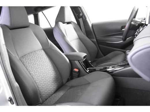Toyota Corolla Touring Sports 1.8 Hybrid Dynamic *1ste Eigenaar*Navigatie*Stoelverwarming* ActivLease financial lease