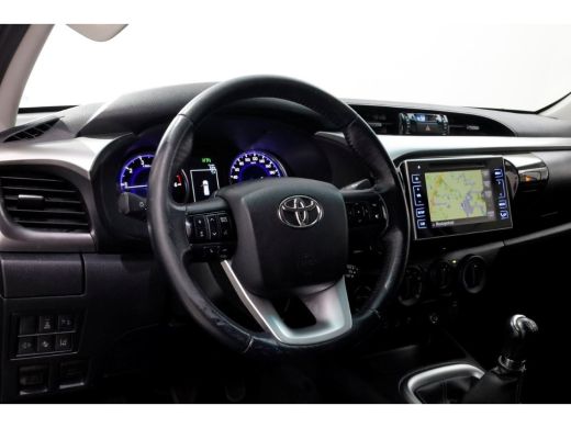 Toyota Hilux 2.4 D-4D-F 150pk E6 4X4 4WD Xtra Cab Professional Trekhaak 3500kg 01-2019 ActivLease financial lease