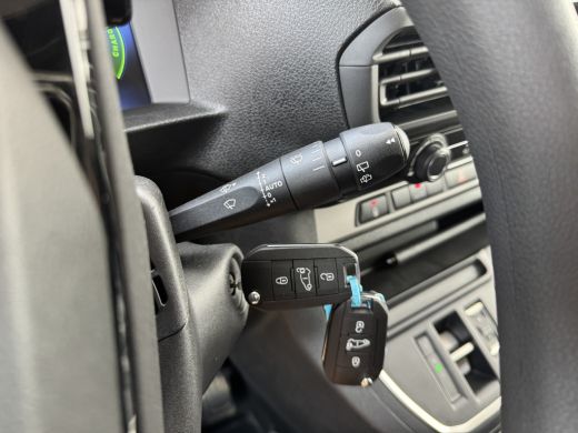 Toyota ProAce 75kWh Nieuw! Elektrisch L1 348km WLTP Snelladen Climate Control Cruise Control Camera Parkeersens... ActivLease financial lease