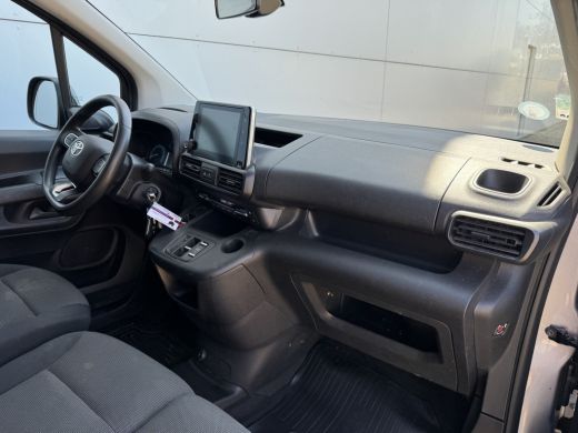 Toyota ProAce Comfort 50 kWh L1 Snelladen Climate Control Apple Carplay Cruise Control Parkeersensoren v+a Acht... ActivLease financial lease