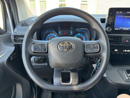Toyota ProAce Comfort 50 kWh L1 Snelladen Climate Control Apple Carplay Cruise Control Parkeersensoren v+a Acht... ActivLease financial lease
