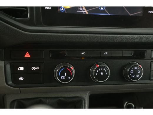 Volkswagen Crafter 2.0 TDI L3H3 177PK | 3500kg Trekgew. | Airco | Cruise | Camera | Carplay | 3 Zits | 2xSchuifdeur ... ActivLease financial lease