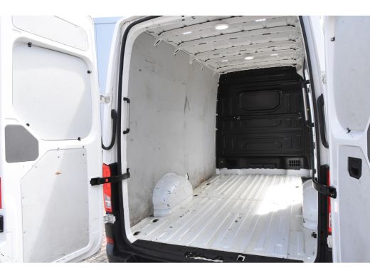 Volkswagen Crafter 35 TDI L3H3 *Leer*Navigatie*Camera* ActivLease financial lease