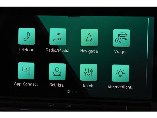 Volkswagen Golf VIII Life *1ste Eigenaar*Navigatie*Camera*Carplay* ActivLease financial lease