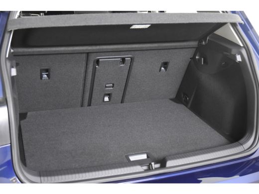 Volkswagen Golf VIII Life *1ste Eigenaar*Navigatie*Camera*Carplay* ActivLease financial lease