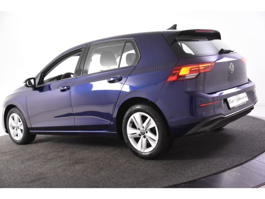 Volkswagen Golf VIII Life *1ste Eigenaar*Navigatie*Camera*Carplay* ActivLease financial lease