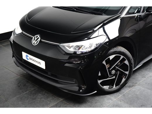 Volkswagen ID.3 58KWH 204PK Pure | STOEL + STUURVERW. | CAMERA | APP. CONNECT | ADAPT. CRUISE | CLIMATE CONTROL |... ActivLease financial lease