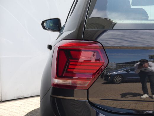 Volkswagen Polo 1.0 TSI Highline | ADAPTIVE CRUISE | STOELVERWARMING | APPLE CARPLAY / ANDROID AUTO | NAVI | LMV ... ActivLease financial lease