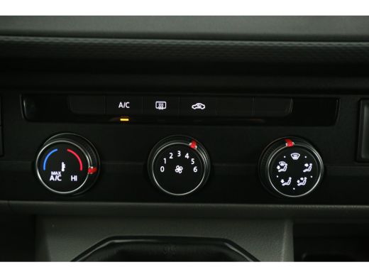 Volkswagen Transporter 2.0 TDI 150PK L1H1 | Airco | Cruise | Carplay | 3 Zits | Parkeersens. | Trekhaak ActivLease financial lease