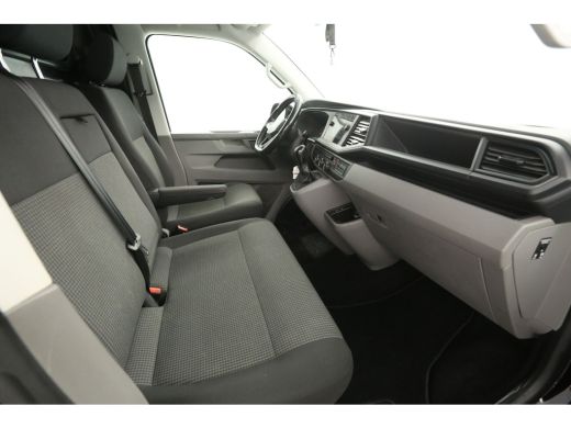 Volkswagen Transporter 2.0 TDI L2H1 150PK | Automaat | Airco | Cruise | Camera | 3 Zits | Carplay | 2xSchuifdeur | Trekhaak ActivLease financial lease